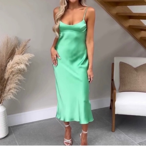 mint green satin dress zara | Dresses | Zara Effect Strappy Slip Midi maslinasto zelena